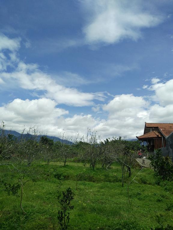 Shanty'S House Бату Экстерьер фото